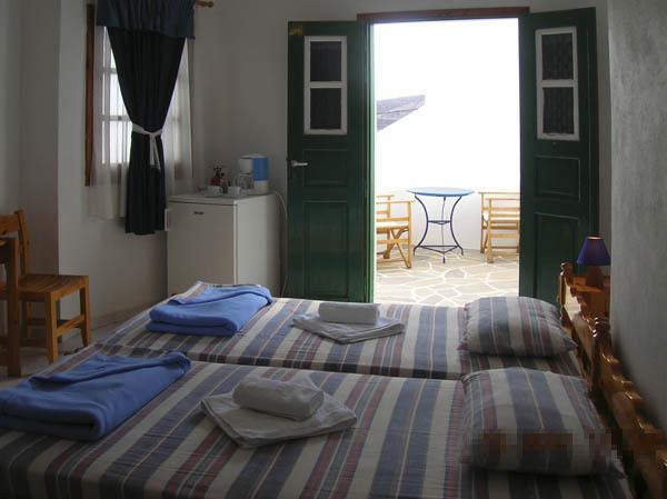 Irene Rooms Folégandros Værelse billede